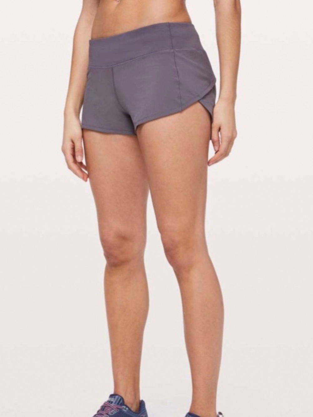 LULULEMON Speed Up Short *2.5" In Smoked Mulberry Women’s Size 4 Low Rise